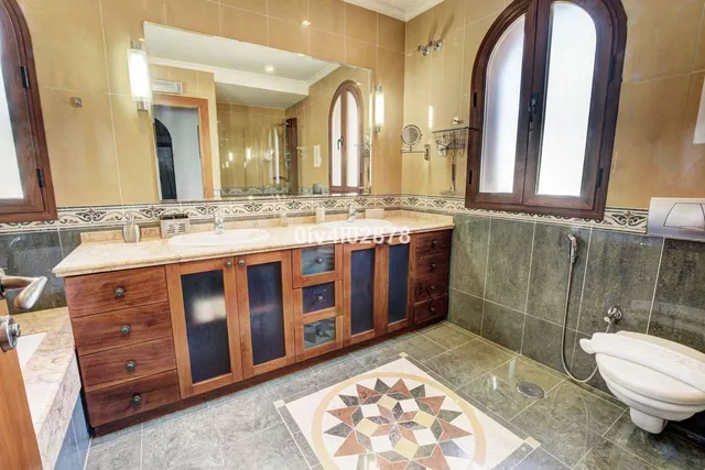 Chalet 6 habitaciones 493m² en venta - Centro — 45