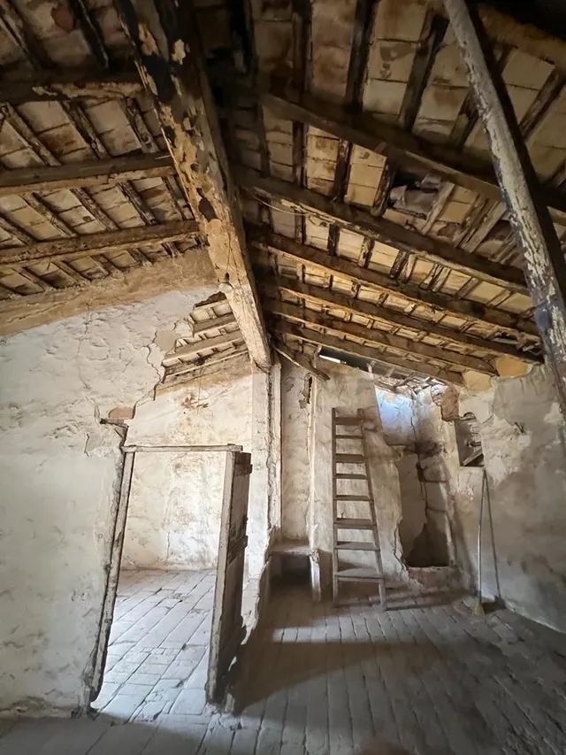 CASA EN EL CENTRO DE LLIRIA — 2