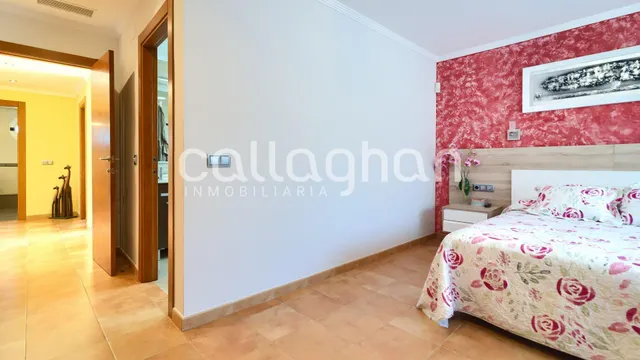 Impresionante chalet en Colinas de Venta Cabrera — 32