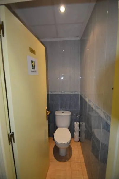 ¡¡PRECIO REBAJADO!! Local en planta baja de 87,50 m2. en Orihuela. Zona de Reyes Católicos. — 16
