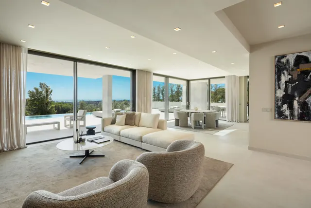 Chalet 5 habitaciones 540m² en venta - Costa del Sol — 2