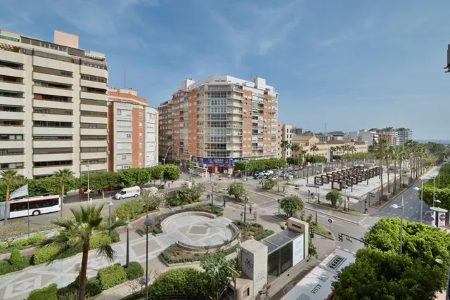 PLAZA DE MOTO EN VENTA EN LA AVENIDA FEDERICO GARCIA LORCA — 12