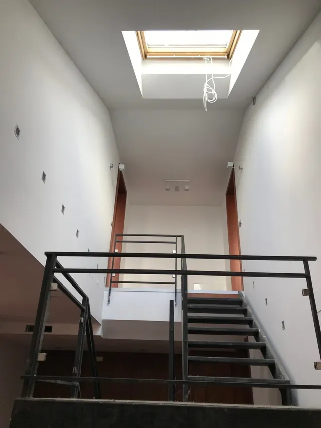 DÚPLEX DE 113 M2, NUEVO, 2 HAB., SALÓN, COCINA, 3 BAÑOS. CALIDADES LUJO — 30