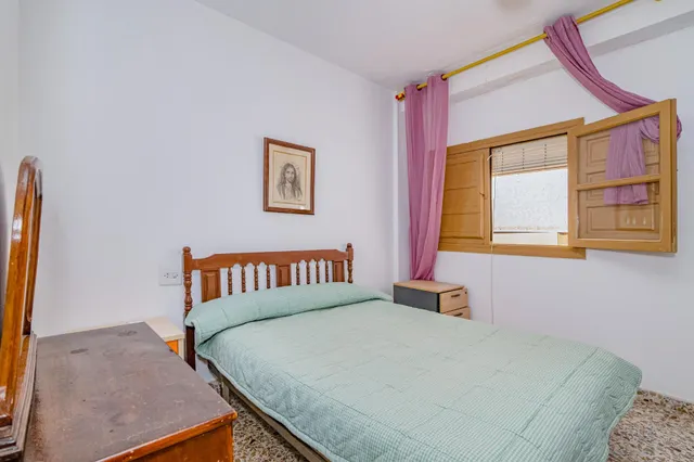 Amplia y Luminosa Casa en el Corazón de Monachil — 35