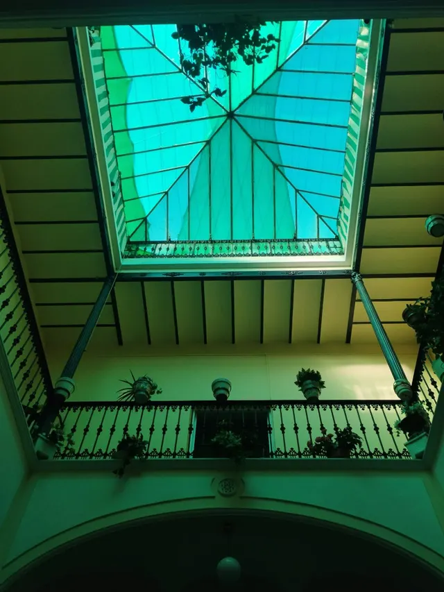 CASA PALACIO EN FUENTE DE CANTOS — 9