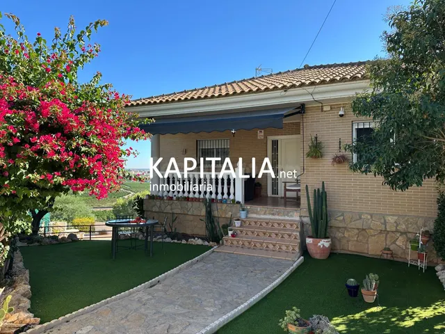 Chalet en VENTA en Monte Júcar, Alberic, con piscina, jardín, garaje y 315 m2 construidos — 5