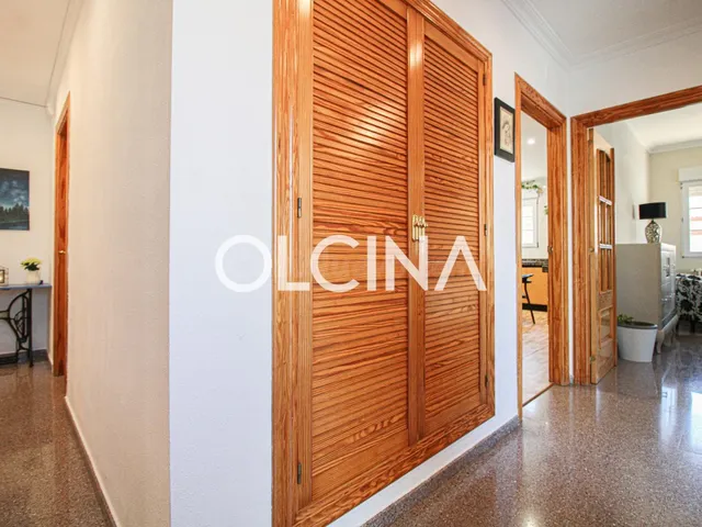 Villa 4 habitaciones 205m² en alquiler - Centro - Zona Alta - foto 4