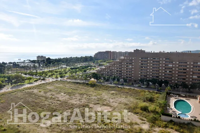 ¡Vistas al mar! Amplio, esquinero y alto en residencial con piscina, garaje y terraza — 20