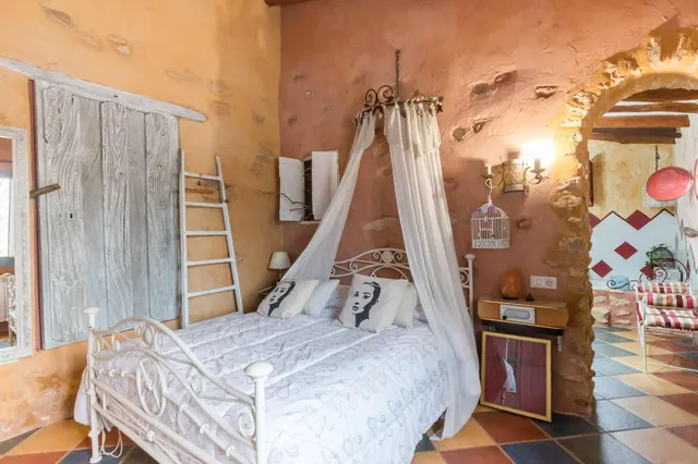 Se vende chalet único - Un rincón dónde habita el arte — 12