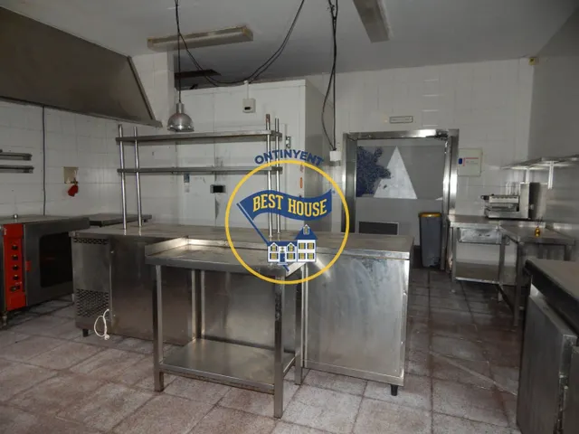 OPORTUNIDAD RESTAURANTE EN VENTA CON CASA EN BOCAIRENT — 22