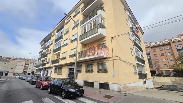 Piso en venta en Ávila,  zona sur — 37
