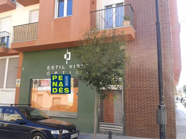 EXCELENTE ESTADO Y ZONA — 2