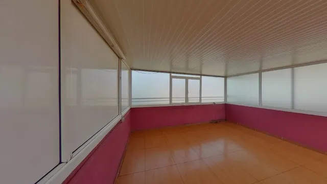 OKUPADO-PISO TIPO CASA BIS DE 4 habitaciones — 23