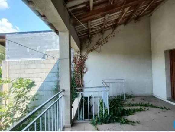 VIVIENDA UNIFAMILIAR EN SALAS DE LOS BARRIOS — 8