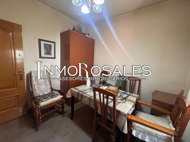 CASA BAJA CON PATIO - 1 MIN TREN VDE BAJO — 8