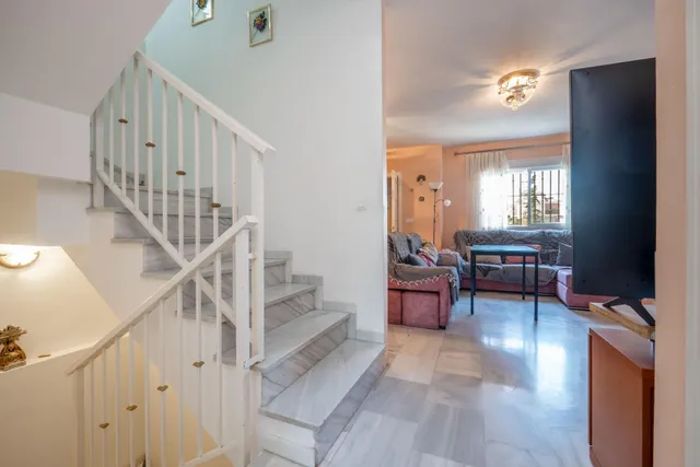 VIVIENDA UNIFAMILIAR ADOSADA EN OGIJARES — 7