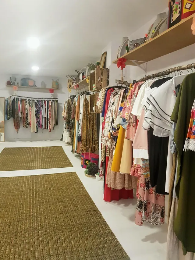 Gran local para convertir en vivienda — 7