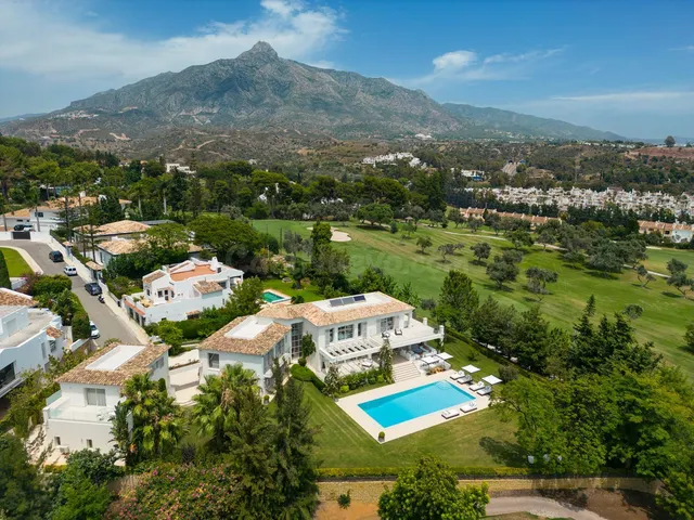 Chalet 6 habitaciones 702m² en venta - Marbella
