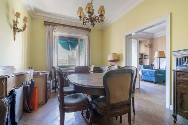 Vivienda clásica de 4 dormitorios con vistas a jardín en el barrio de Castellana — 9