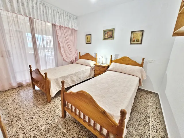 Vive la luz y el espacio en este amplio piso de Garden Playa! — 25