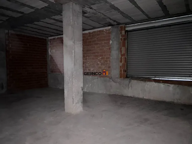 LOCAL COMERCIAL DIÁFANO CÉNTRICO — 5