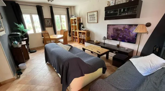Casa semi adosada con encanto, garaje privado y amplia terraza en pleno corazón de Alcalalí — 2