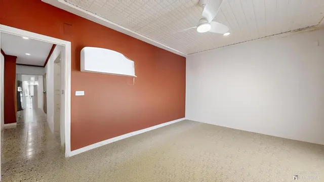 Ocasión!!!  Casa con escaleta y amplia terraza en Alzira — 4