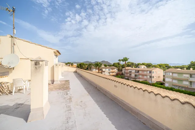 Planta baja totalmente reformada con jardín privado, sauna, piscina comunitaria y parking en Sa Coma — 40