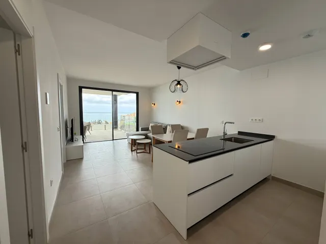 Apartamento premium de 2 habitaciones con vistas al mar a pocos metros de la playa en Fuengirola — 6