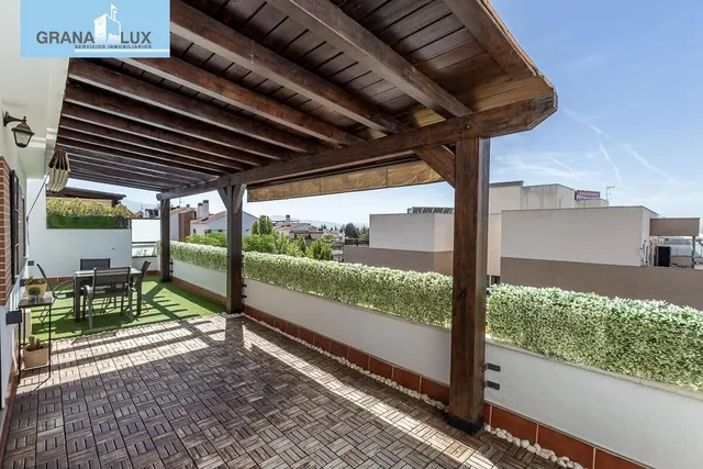 PISO CON TERRAZA EN ALBOLOTE — 9