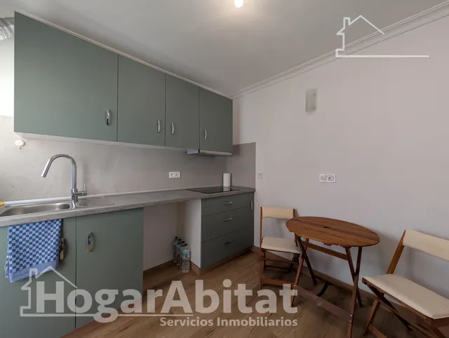 ¡REFORMADO! LUMINOSO Y EXTERIOR CON BALCÓN EN ALICANTE — 9