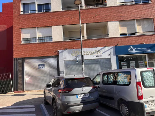 Disponible Local comercial en Plaza Xuquer - foto 2