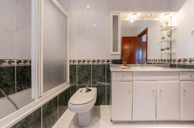 Espectacular Chalet de 4 habitaciones en Tarragona - ¡Tu Nuevo Hogar Te Espera! — 37