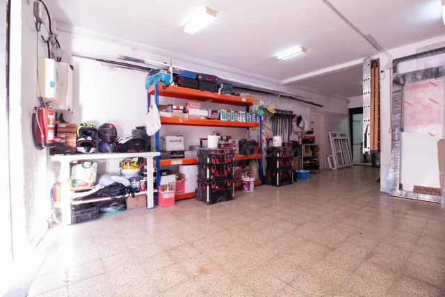 LOCAL CENTRICO 60 M2. CON VADO