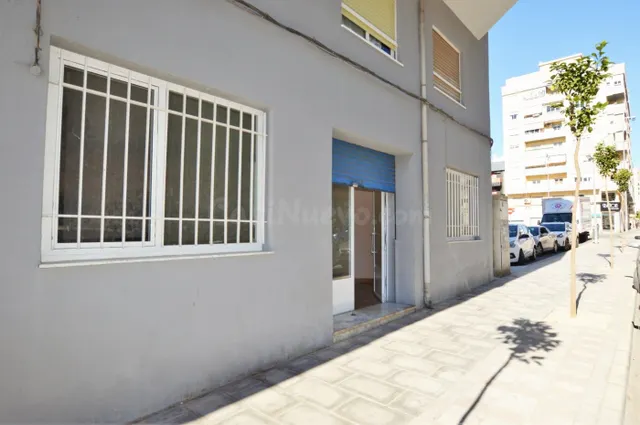 LOCAL COMERCIAL EN ELDA, ZONA FICIA