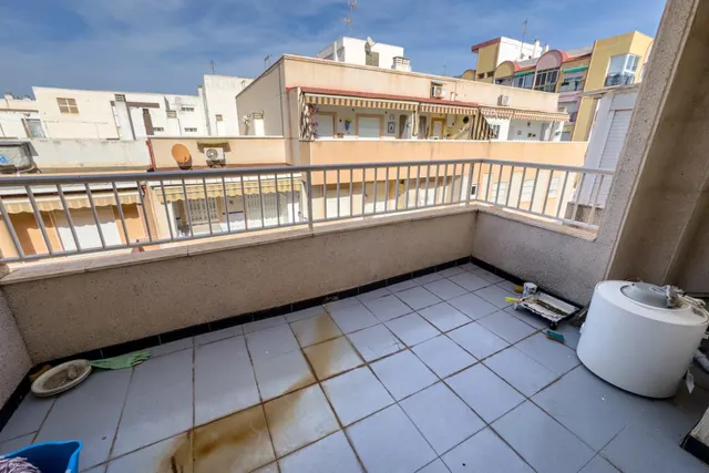 Ático para Reformar en calle la Loma — 5