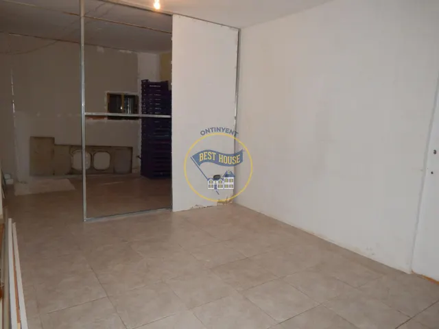 ESPACIOSO LOCAL CENTRICO EN ONTINYENT — 11