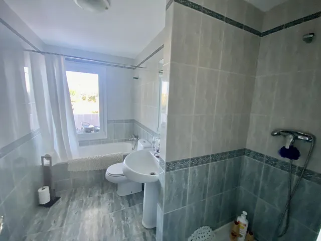 Chalet 5 habitaciones 364m² en venta - Riviera del sol — 28