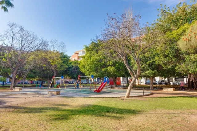 Ático reformado en venta en Torrevieja a 100 metros de la playa del acequión, con 3 dormitorios y 2 terrazas — 40