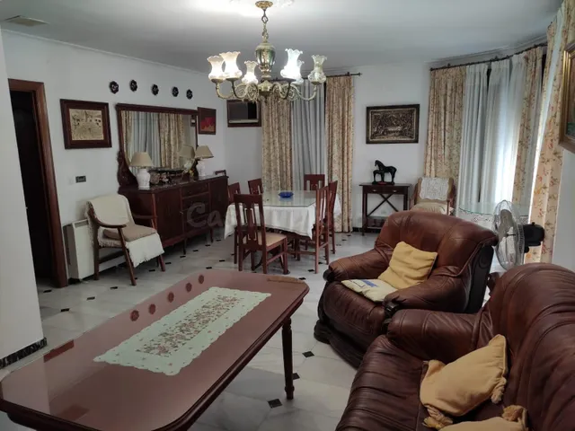 ¡Tu Nuevo Hogar en el Corazón de Cabra por Solo €176,000! - foto 4
