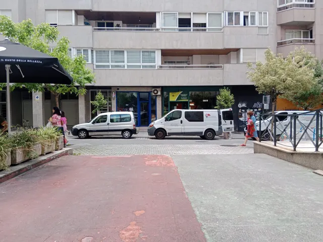PLAZA DE GARAJE EN ZONA POVISA!!! — 6