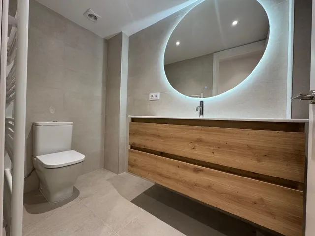 PISO REFORMADO CON GARAJE EN MANRESA — 10