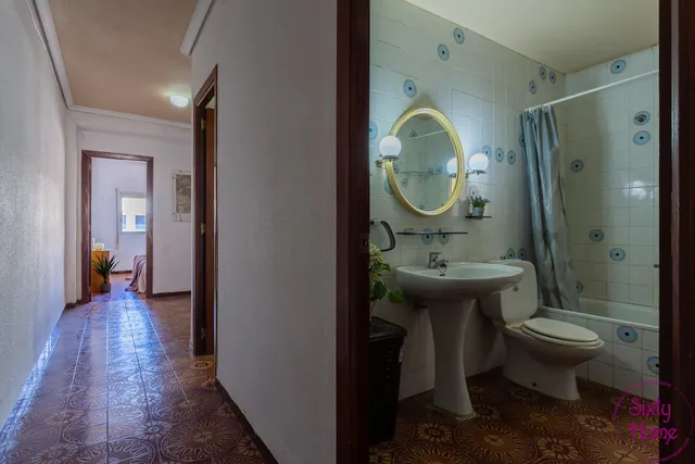 Vivienda SIN ASCENSOR de cuatro dormitorios en segunda línea de playa — 23