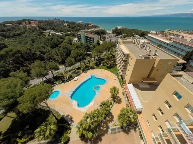 Apartamento a escasos metros de la playa - foto 4
