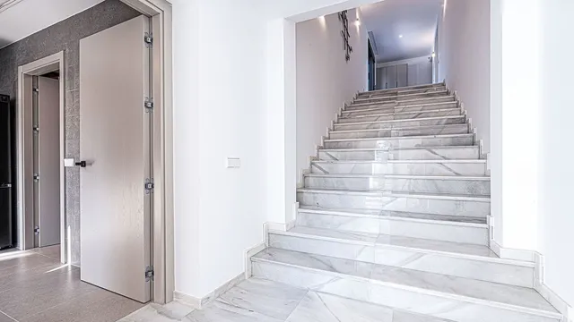 Chalet 5 habitaciones 420m² en venta - Marbella — 35