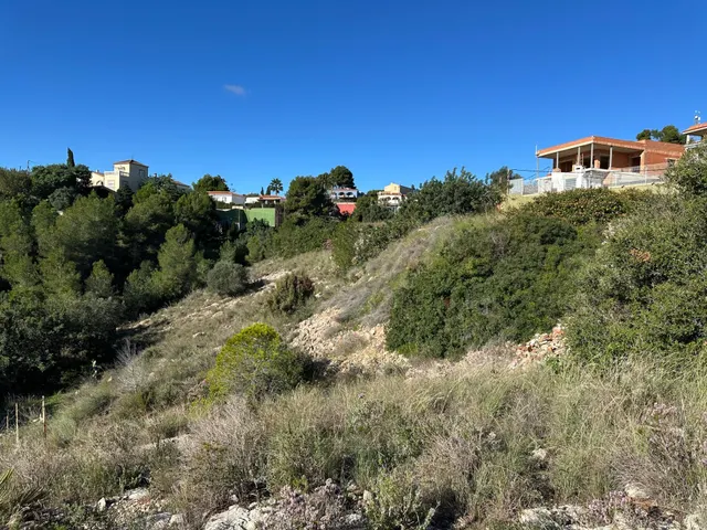 Terreno disponible en Urbanizacion Los Lagos — 16