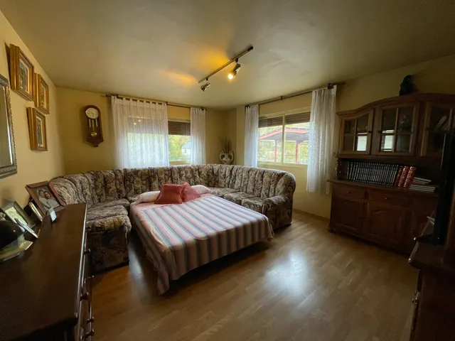Venta de casa con bar en Toral de Merayo — 7