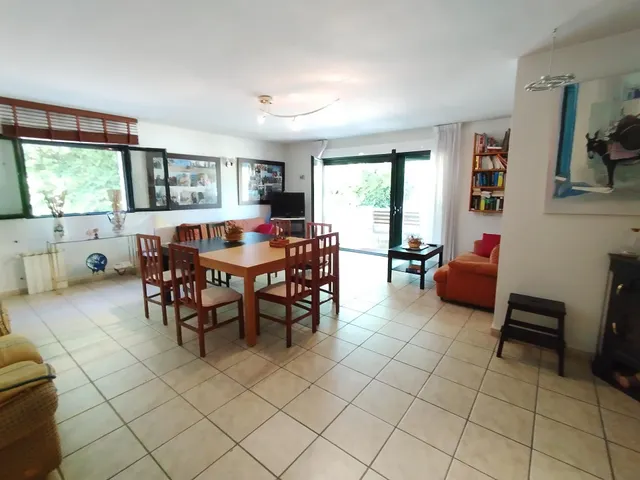 Espectacular Chalet en Montehermoso - Espacios Amplios y Comodidad — 10