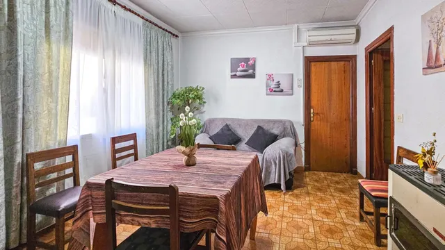 Encantadora Casa en el Corazón de Santomera por solo €140,00