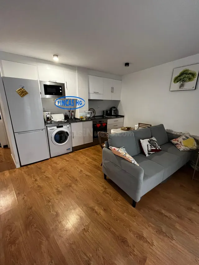 Estupenda y encantadora vivienda situada a pocos metros de l - foto 3
